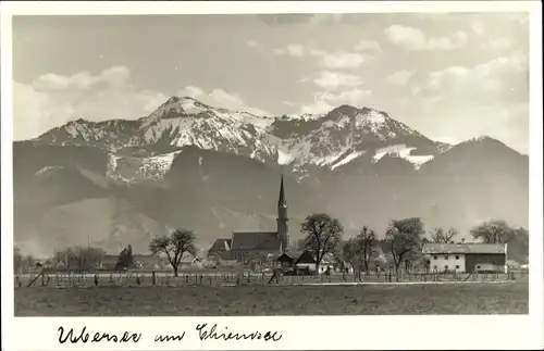 Foto Ak Übersee am Chiemsee, Blick zur Kirche, Ort
