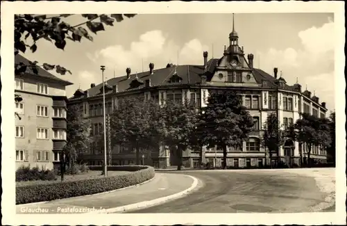 Ak Glauchau in Sachsen, Pestalozzischule