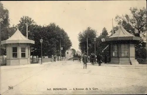 Ak Bourges Pignoux Cher, Avenue de la Gare