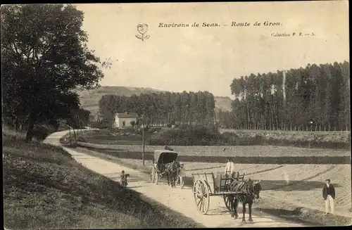 Ak Sens Yonne, Route de Gron, Kutschen