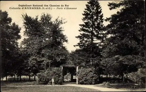 Ak Avernes Val d´Oise, Orphelinat National des Chemins de Fer, Porte d´Honneur