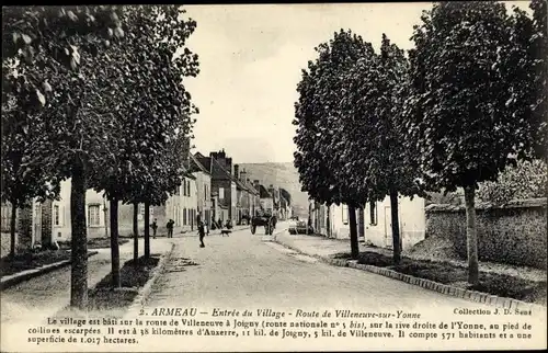 Ak Armeau Yonne, Entree du Village, Route de Villeneuve sur Yonne