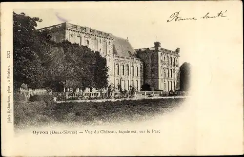 Ak Oyron Deux Sèvres, Vue du Château sur le Parc