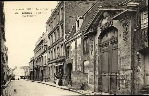 Ak Bernay Eure, Vieil Hôtel Rue d´Alençon