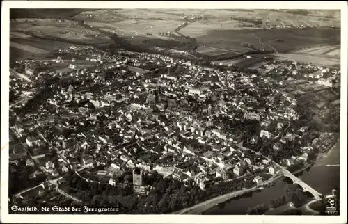 Ak Saalfeld an der Saale Thüringen, Fliegeraufnahme