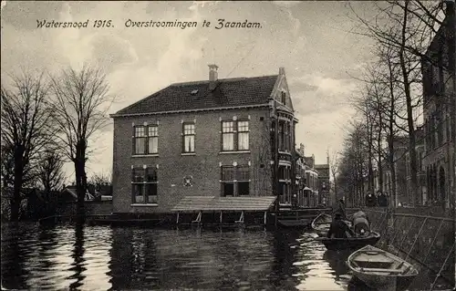 Ak Zaandam Zaanstad Nordholland, Überschwemmung, Flut 1916, Straße, Häuser