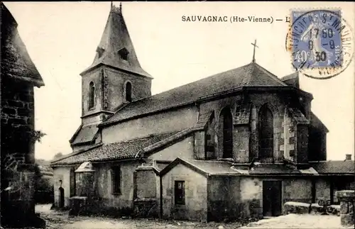 Ak Sauvagnac Haute Vienne, Kirche, Außenansicht