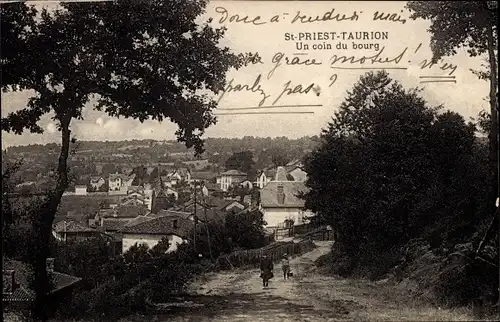 Ak Saint Priest Taurion Haute Vienne, Un coin du bourg, Straße zum Ort