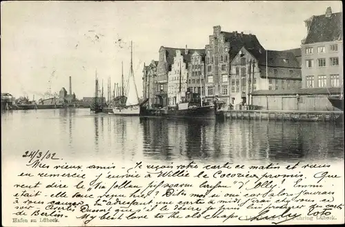 Ak Lübeck in Schleswig Holstein, Hafenpartie, Schiffe