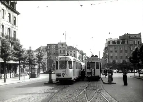 Foto Belgische Straßenbahnen, Gleise, Häuser, Brüssel