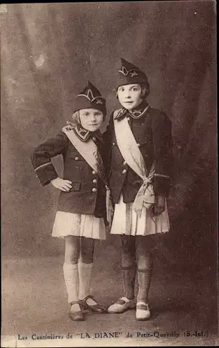 Ak Le Petit Quevilly Seine Maritime, Les Cantiniéres de "La Diane", zwei Mädchen in Uniform