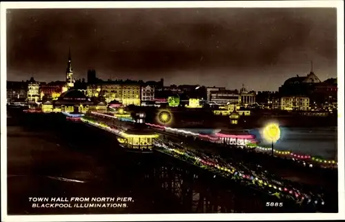 Ak Blackpool Lancashire England, Town Hall from North Pier, Blackpool Illuminations