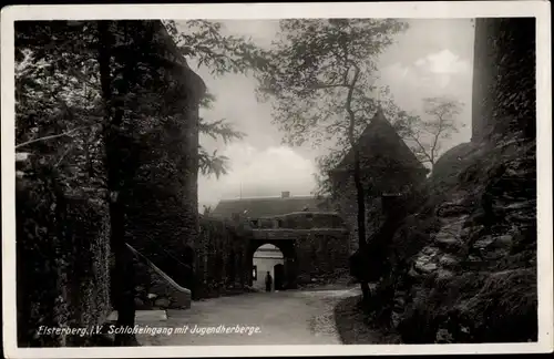 Ak Elsterberg im Vogtland, Schlosseingang mit Jugendherberge