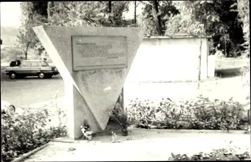 Foto Ak Hartmannsdorf Eisenberg in Thüringen, Denkmal