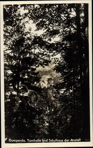 Ak Gumperda in Thüringen, Turnhalle und Schulhaus der Anstalt