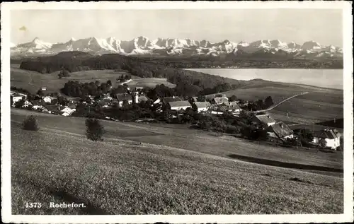 Ak Rochefort Kanton Neuenburg, Bergpanorama, Ortsansicht, Felder