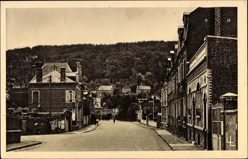 Ak Montivilliers Seine Maritime, Rue Thiers, La Cote Carpentier