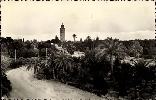 Ak Marrakesch Marokko, La Koutoubia et l'Atlas, Moschee