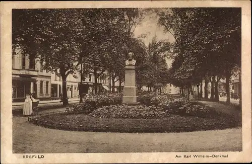 Ak Krefeld am Niederrhein, Am Karl Wilhelm-Denkmal