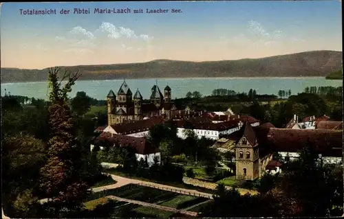 Ak Glees in der Eifel, Abtei Maria Laach am Laacher See, Gesamtansicht