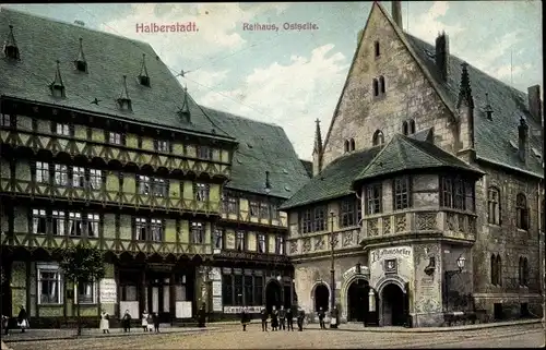 Ak Halberstadt Sachsen Anhalt, Rathaus vom Fischmarkt