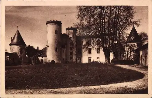 Ak  Oradour-sur-Vayres Haute-Vienne, Chateau