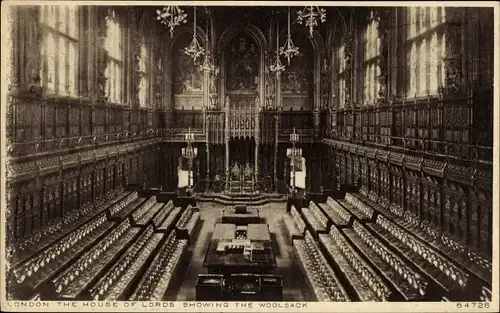 Ak London City England, The House of Lords showing the Woolsack