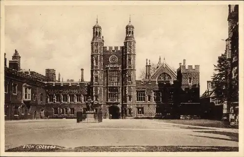 Ak Eton College Berkshire England, Außenansicht