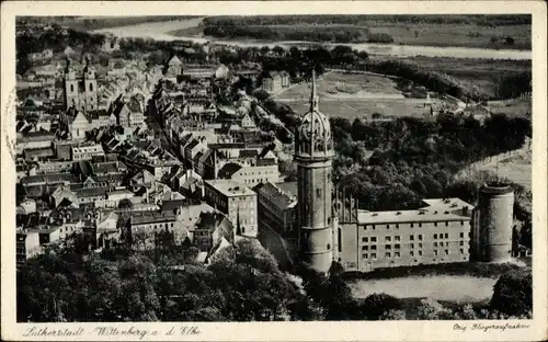 Ak Lutherstadt Wittenberg, Panorama, Schlosskirche, Fliegeraufnahme