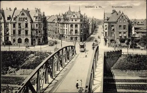 Ak Worms am Rhein, Brunhildenbrücke, Straßenbahn