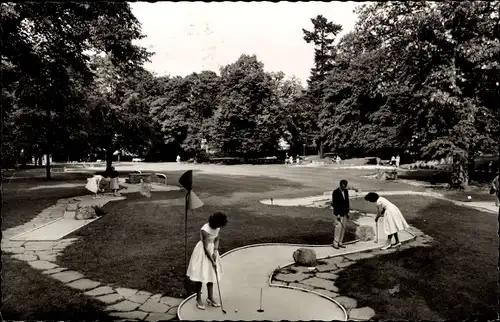 Ak Bad Kreuznach in Rheinland Pfalz, Klein-Golfplatz, Spieler