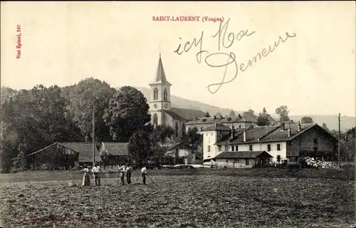 Ak Saint Laurent Vosges, Teilansicht, Kirche, Feldarbeit