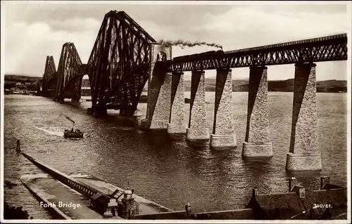 Ak South & North Queensferry Schottland, Forth Bridge, Stahlbrücke