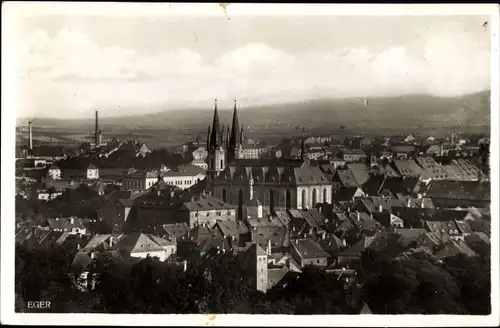 Ak Eger Reg Karlsbad, Stadtbild, Kirche