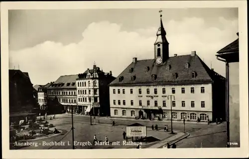 Ak Annaberg Buchholz Erzgebirge, Partie am Markt mit Rathaus