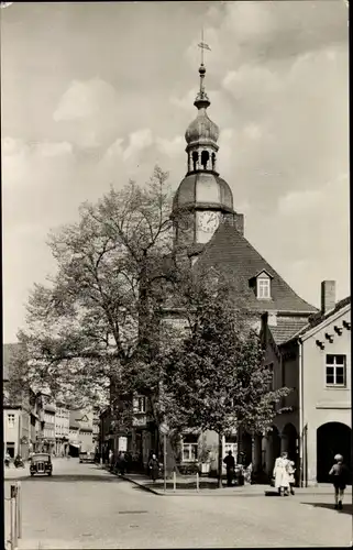 Ak Borna in Sachsen, Wilhelm-Pieck-Straße mit Rathaus