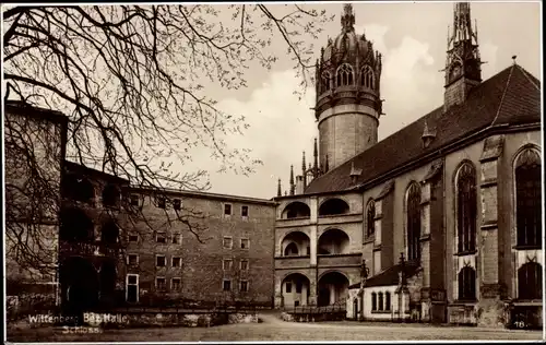 Ak Lutherstadt Wittenberg, Blick auf das Schloss, Außenansicht