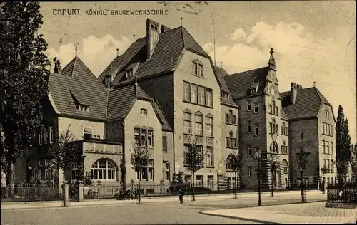 Ak Erfurt in Thüringen, Blick auf die Staatliche Baugewerkschule, Gebäudeansicht