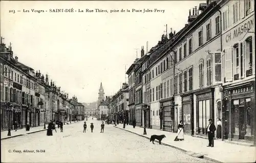 Ak Saint Die Lothringen Vosges, La Rue Thiers prise de la Place Jules Ferry