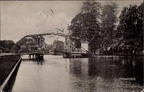 Ak Nieuwersluis Stichtse Vecht Utrecht, Teilansicht mit Brücke