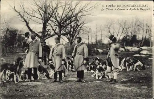 Ak Fontainebleau Seine et Marne, La Chasse a Courre, Apres le Rapport, Jagdgesellschaft