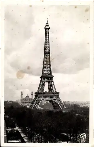 Ak Paris, La Tour Eiffel, Eiffelturm, Umgebung