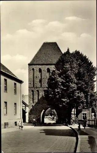 Ak Pasewalk in Mecklenburg Vorpommern, Prenzlauer Tor