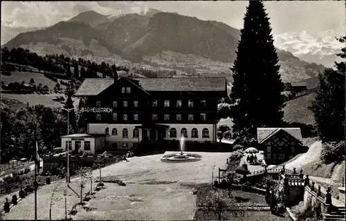 Ak Bad Heustrich Kanton Bern Schweiz, Ortsansicht, Bergpanorama, Platz