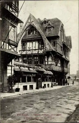 Ak Étretat Seine Maritime, Vieilles maisons normandes, L'Hostellerie de la Plage