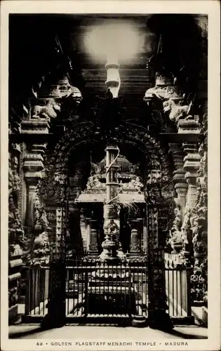 Ak Madura Indonesien, Golden Flagstaff Menachi Temple