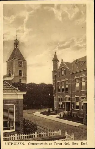 Ak Uithuizen Groningen, Gemeentehuis en Toren Ned Herv. Kerk