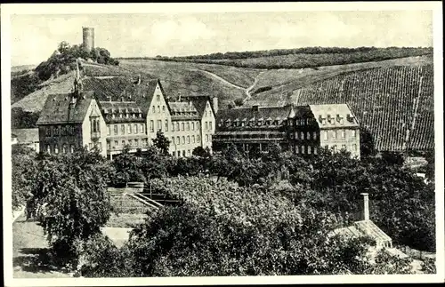 Ak Kiedrich im Rheingau, St. Valentinus Haus, Gebäude mit Umgebung, Ruine Scharfenstein