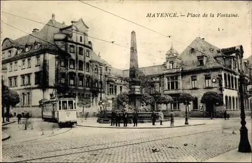 Ak Mainz in Rheinland Pfalz, Place de la Fontaine, Straßenbahn, Obelisk