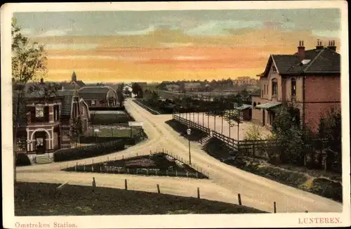 Ak Lunteren Ede Gelderland, Omstreken Station, Straßenwege, Häuser